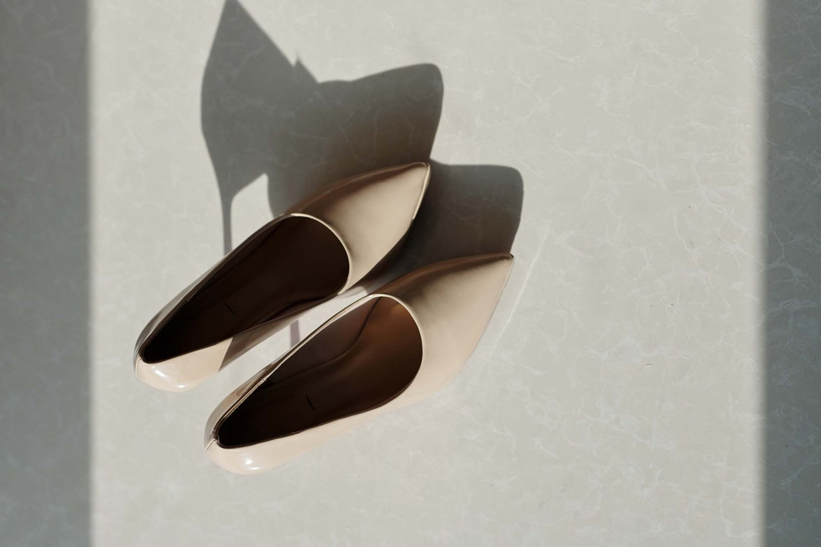 heels-for-wedding-ceremony-LCQNDWE.jpg